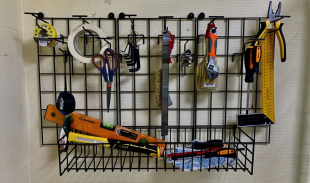 Стенд для инструмента 680х420х160 черный цвет ПП